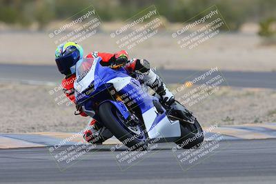 media/Mar-14-2024-Racers Edge (Thu) [[4dba5072a2]]/B Group/Session 3 Turn 4/